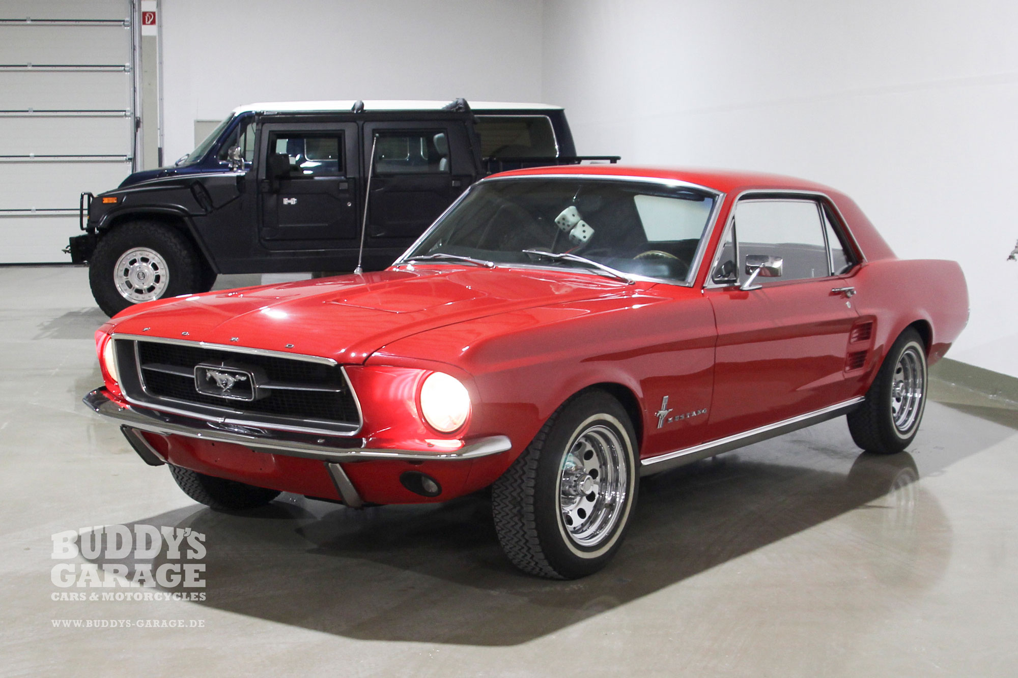 Ford Mustang 1967 rot Candy Apple Red | Buddy's Garage Bad Oeynhausen